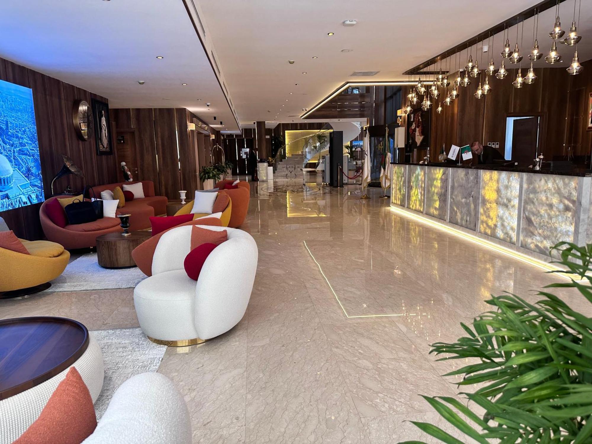 2H Hotel Oran Exterior photo